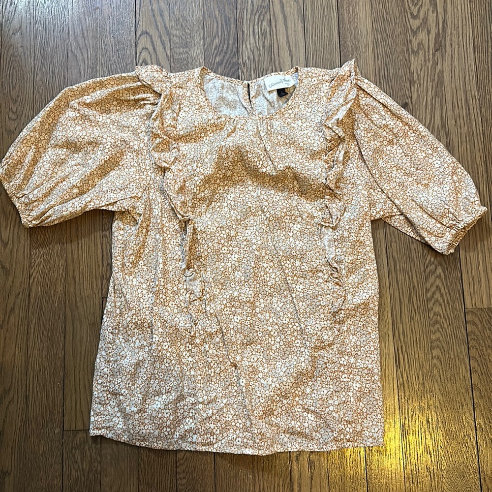 Universal Thread ruffled floral blouse